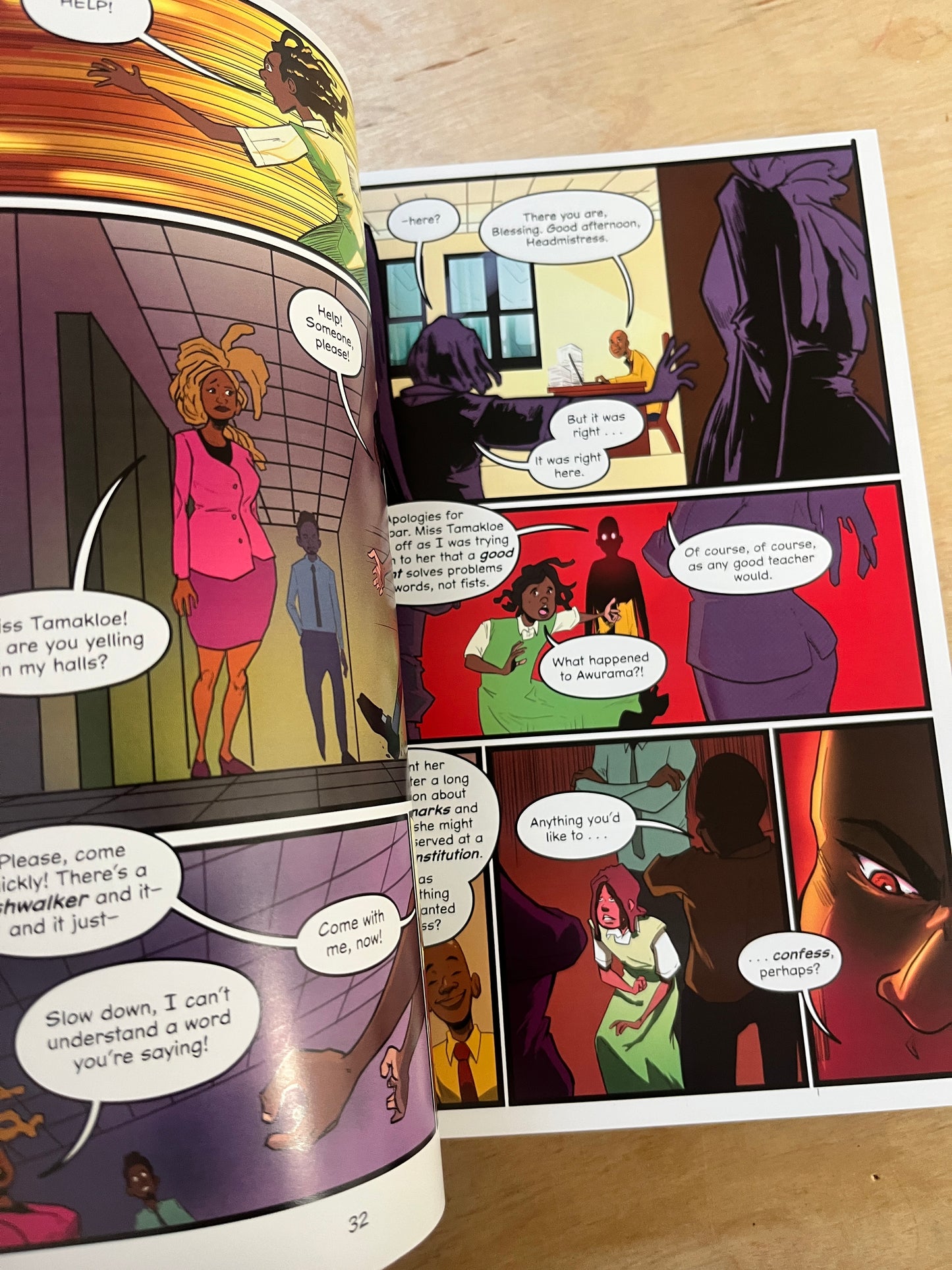 The Sinister Sisters and Other Terrifying Tales (Are You Afraid of the Dark? Graphic Novel #2)