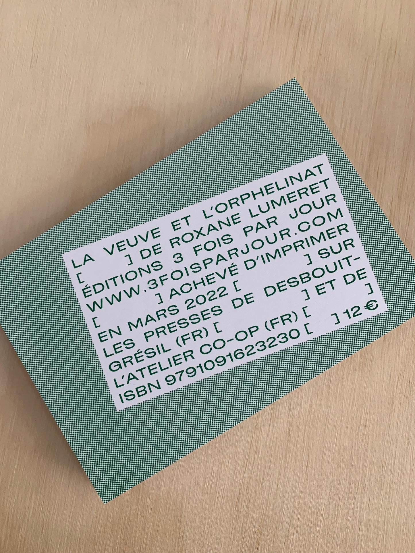 LA VEUVE ET L'ORPHELINAT