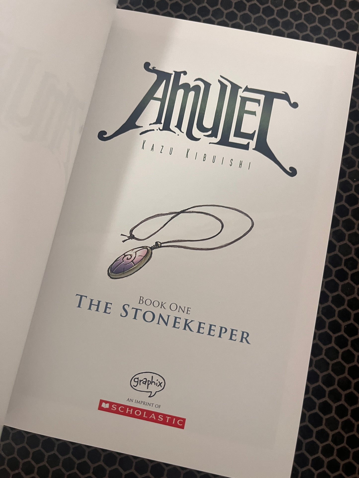 The Stonekeeper: A Graphic Novel (Amulet #1)