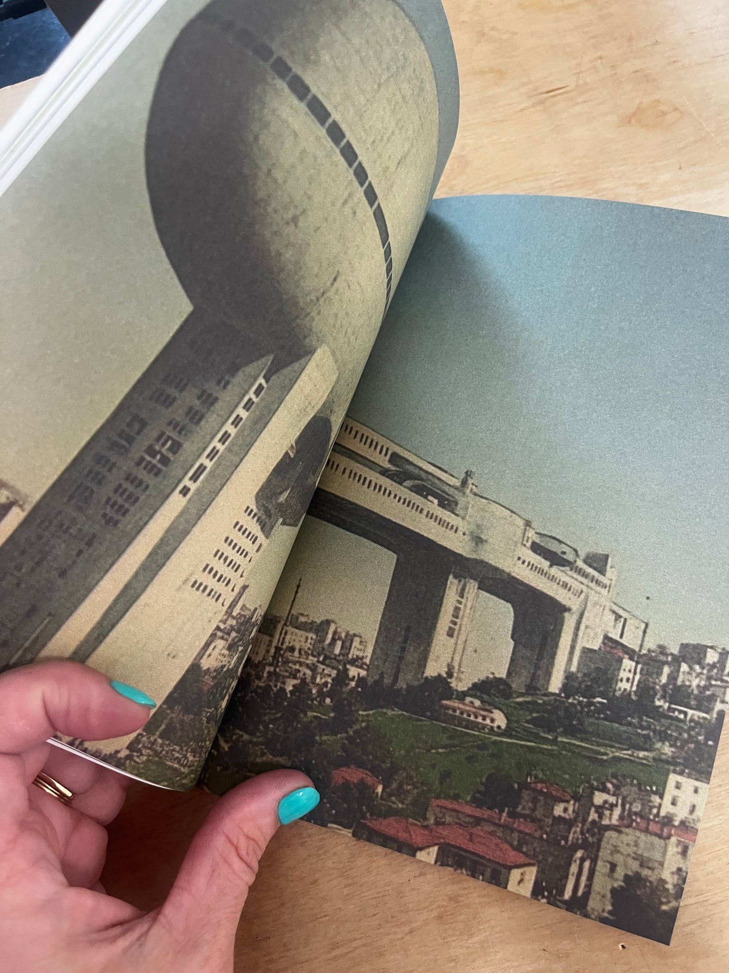 Mangal Media Comics and art books from Turkey, Lebanon & Syria