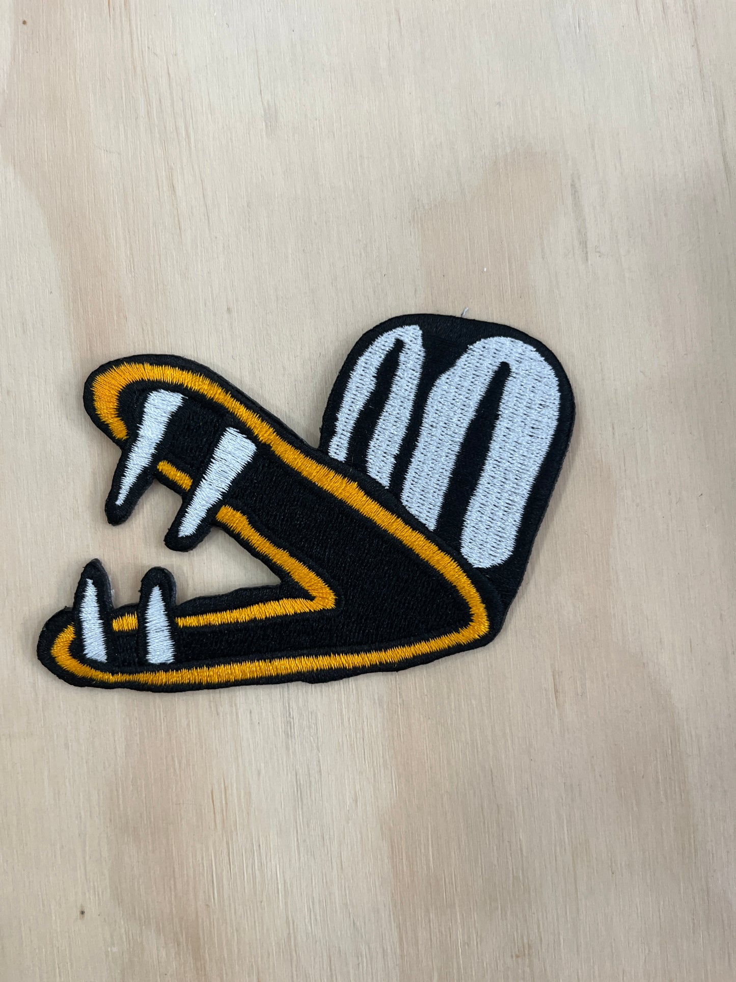 Embroidered Patch - Mille Putois