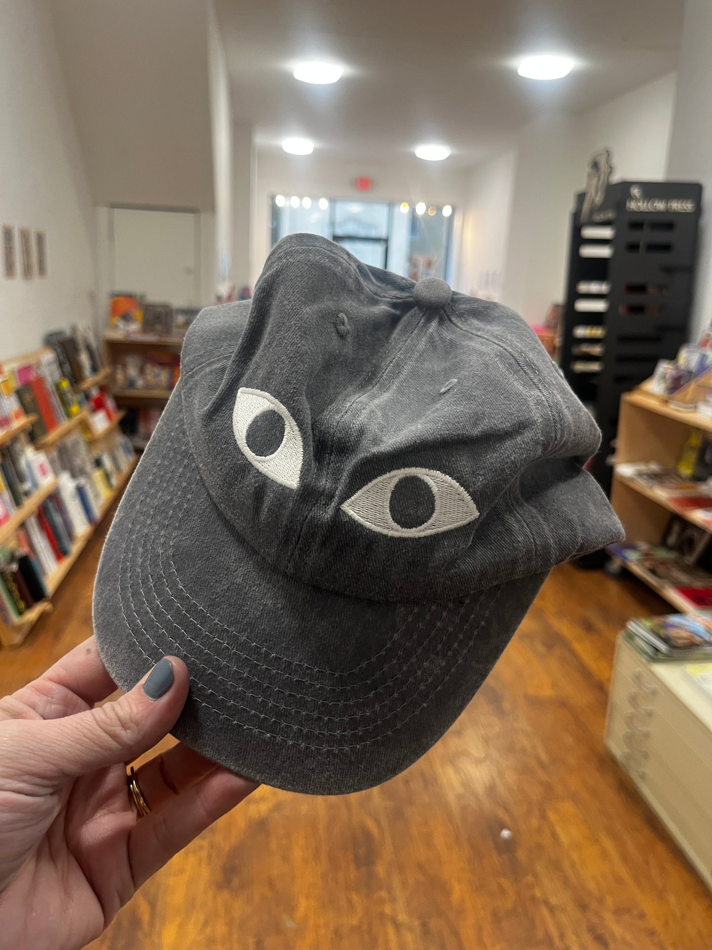 Eyes Hat - Inechi