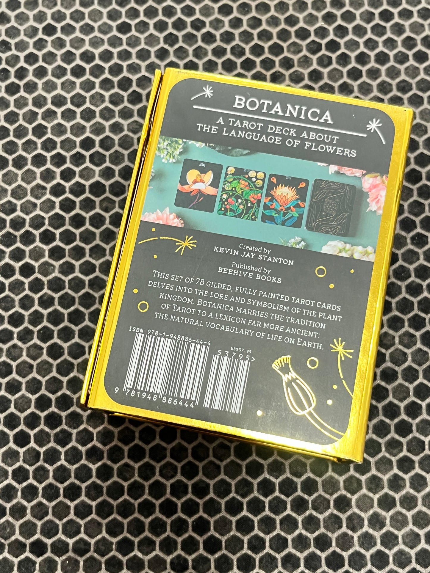 BOTANICA: A Tarot Deck About the Language of Flowers