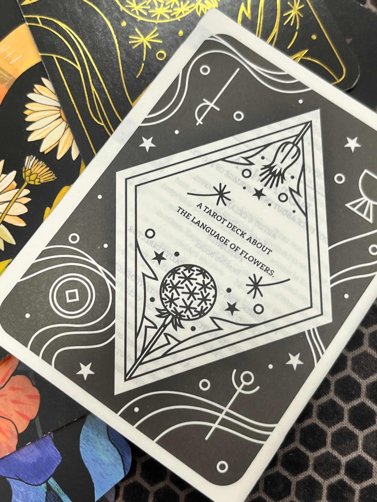 BOTANICA: A Tarot Deck About the Language of Flowers